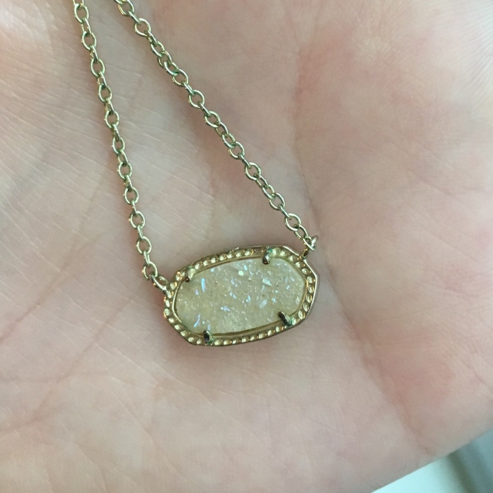 Kendra Scott Necklace